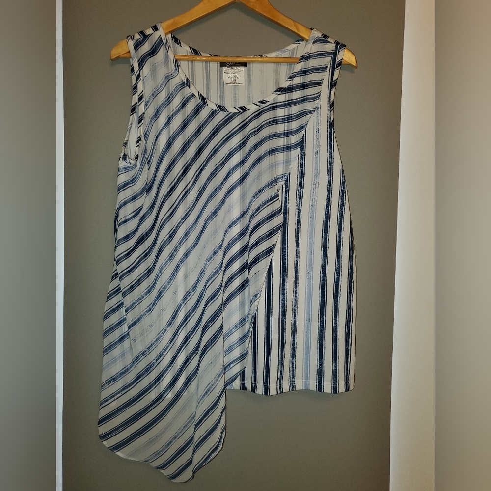 DeVia sleeveless blouse